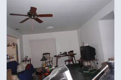 10406 N 26th Street, Tampa, FL 33612 - Photo 3