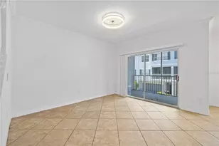 2532 Grand Central Pkwy, Orlando, FL 32839 - Photo 11