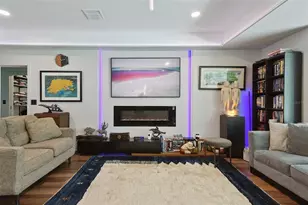 1851 Royal Oak Pl E, Dunedin, FL 34698 - Photo 11