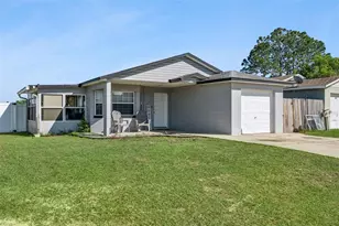 23 Cayman Cir, Umatilla, FL 32784 - Photo 1