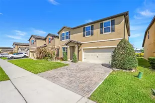 1626 Regal River Cir, Ocoee, FL 34761 - Photo 3