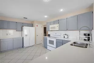 8607 Knottingham Dr, Kissimmee, FL 34747 - Photo 11