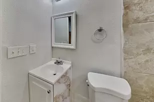 307 S Montgomery Ave, Deland, FL 32720 - Photo 15