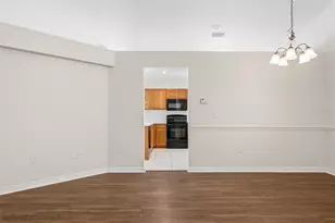 1004 Cristelle Jean Dr, Ruskin, FL 33570 - Photo 33