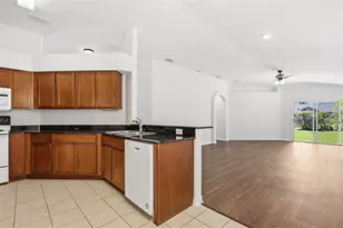 6821 Aramon Ct, Wesley Chapel, FL 33545 - Photo 13