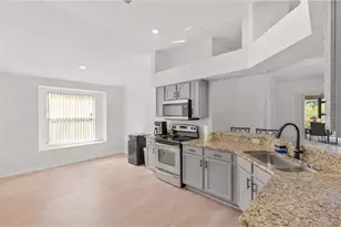 11478 Weston Course Loop, Riverview, FL 33579 - Photo 5