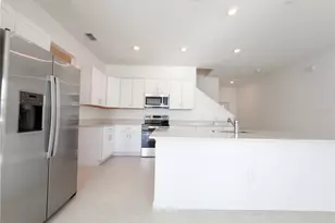 9443 Gulf Shr Ter, Parrish, FL 34219 - Photo 11