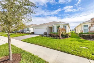 6129 Blue Pond Wy, Saint Cloud, FL 34771 - Photo 3