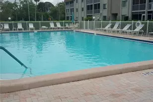 1310 Glen Oaks Dr E, Sarasota, FL 34232 - Photo 19