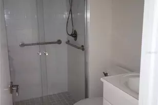 1310 Glen Oaks Dr E, Sarasota, FL 34232 - Photo 15