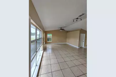 902 N Thacker Avenue, Kissimmee, FL 34741 - Photo 5