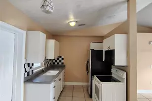 902 N Thacker Ave, Kissimmee, FL 34741 - Photo 13