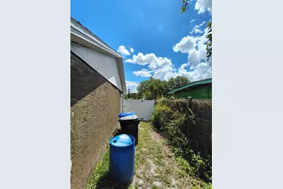 902 N Thacker Avenue, Kissimmee, FL 34741 - Photo 27