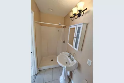 902 N Thacker Avenue, Kissimmee, FL 34741 - Photo 17