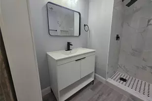 985 Sylvia Dr, Deltona, FL 32725 - Photo 37