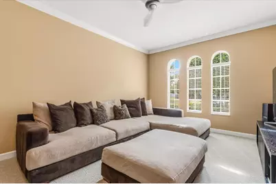 4904 Legacy Oaks Drive, Orlando, FL 32839 - Photo 9