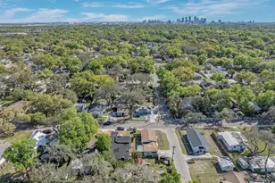 1304 E Osborne, Tampa, FL 33603 - Photo 21