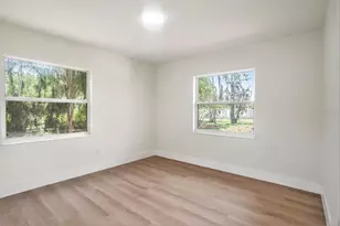 14050 Blackjack Rd, Dover, FL 33527 - Photo 21