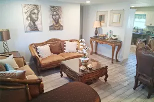 1722 Bonneville Dr, Orlando, FL 32826 - Photo 3