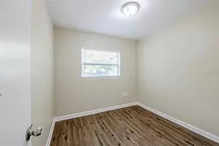 5214 Montague Pl, Orlando, FL 32808 - Photo 15