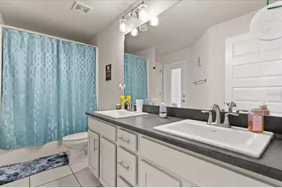 345 Ashton Woods Lane, Leesburg, FL 34748 - Photo 15