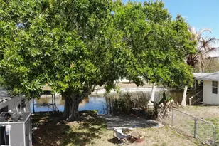 1183 9th St, Okeechobee, FL 34974 - Photo 11