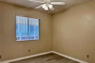 12248 Tavares Ridge Cir, Tavares, FL 32778 - Photo 23