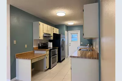 12248 Tavares Ridge Circle, Tavares, FL 32778 - Photo 11