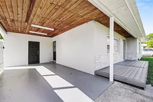 1514 W River Ln, Tampa, FL 33603 - Photo 3