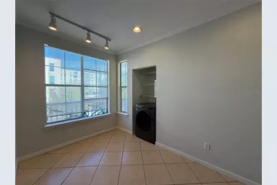 860 N Orange Avenue #301, Orlando, FL 32801 - Photo 9