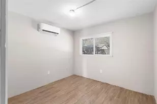 901 Colyer St, Orlando, FL 32805 - Photo 21