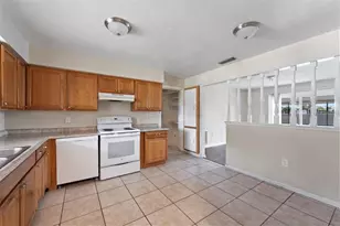 2713 Greenfield Ave, Orlando, FL 32808 - Photo 9