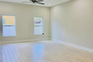 741 S Lee Ave, Orlando, FL 32805 - Photo 11