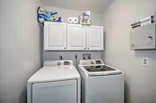 13681 Admiral Ct, Fort Myers, FL 33912 - Photo 29