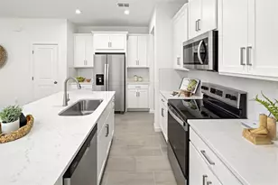 121 Greenhouse Grove St, Groveland, FL 34736 - Photo 9