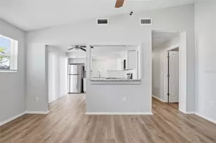 728 E Spruce St, Tarpon Springs, FL 34689 - Photo 11