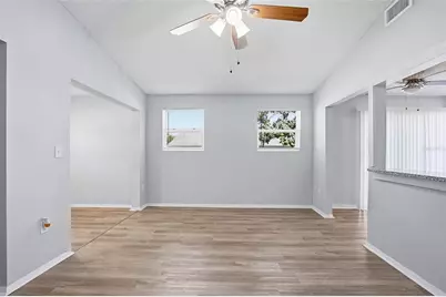 728 E Spruce Street, Tarpon Springs, FL 34689 - Photo 9