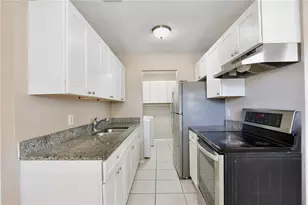 136 Academy Ave, Sanford, FL 32771 - Photo 9