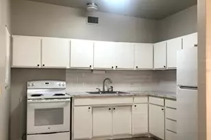 905 Cherokee Cir, Sanford, FL 32773 - Photo 5