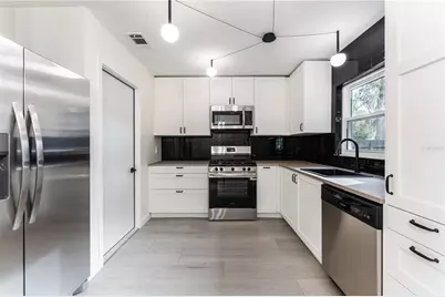 104 N Glenwood Avenue, Orlando, FL 32803 - Photo 9