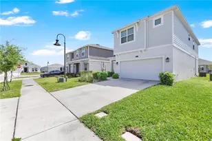 4212 Pebbles Throw Dr, Kissimmee, FL 34746 - Photo 3