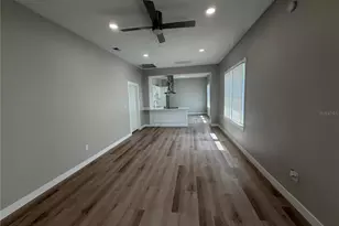 205 S 13th St, Palatka, FL 32177 - Photo 17