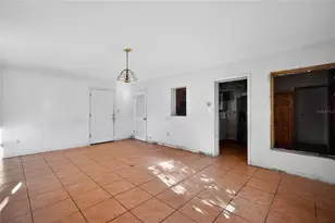 2108 W St Isabel St, Tampa, FL 33607 - Photo 9