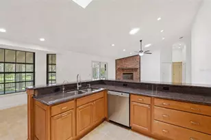 7141 Wooded Village Ln, Orlando, FL 32835 - Photo 17