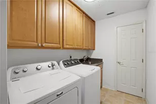 7141 Wooded Village Ln, Orlando, FL 32835 - Photo 39