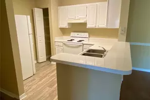 1989 Summer Club Dr, Oviedo, FL 32765 - Photo 3