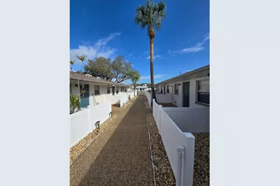 500 75th Avenue N #2,4, Saint Petersburg, FL 33702 - Photo 15