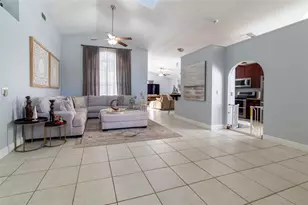 1352 Woodfield Oaks Dr, Apopka, FL 32703 - Photo 9