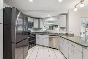 1743 E Chapel Dr, Deltona, FL 32725 - Photo 5