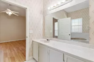 31325 Prestwick Ave, Sorrento, FL 32776 - Photo 11